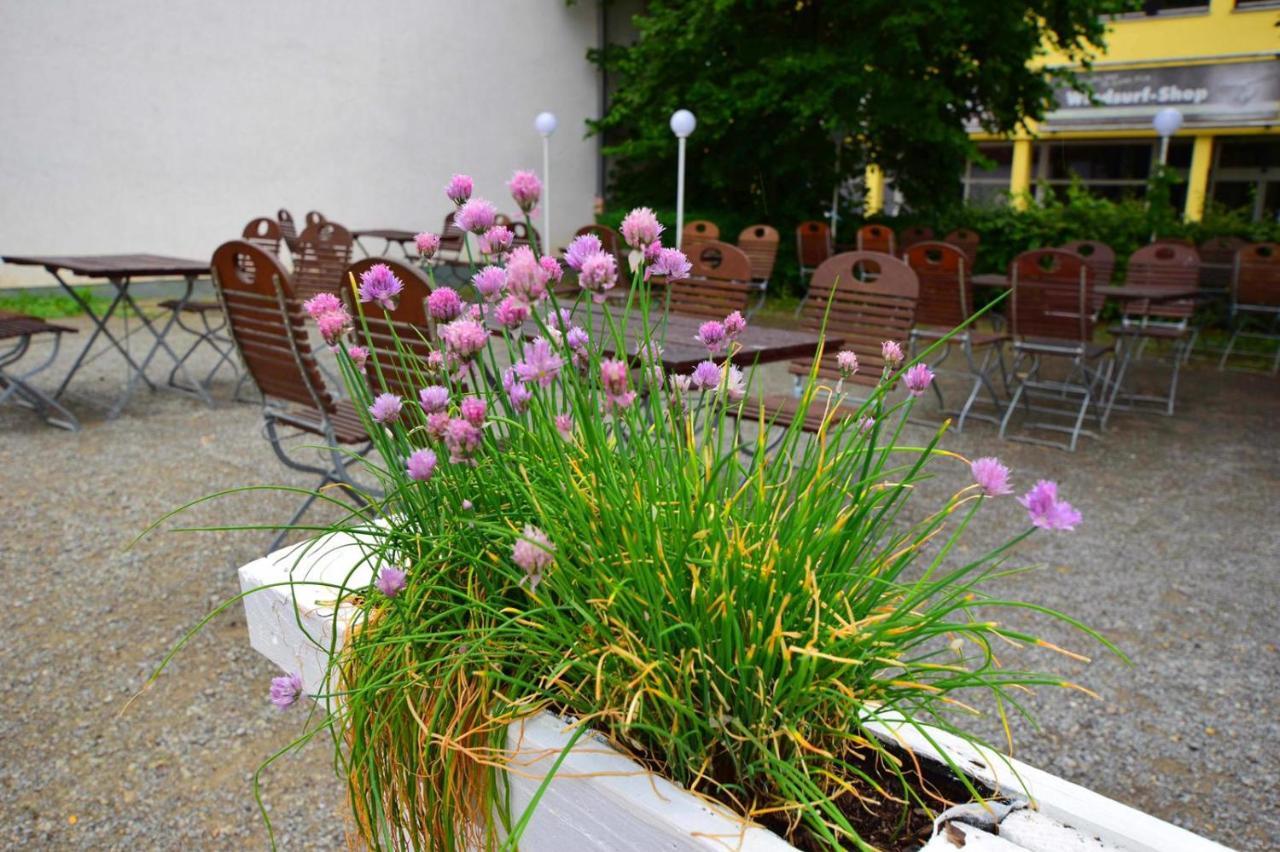 Landhotel Restaurant Deutsche Eiche Grebenstein Exteriör bild